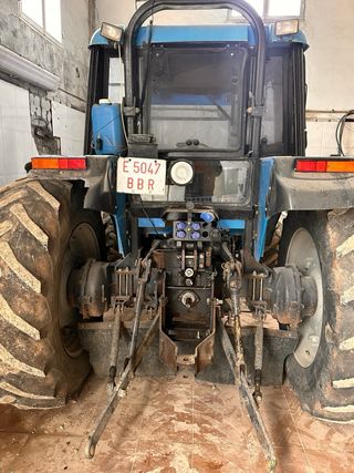 Tractor Landini 80 CV con aperos