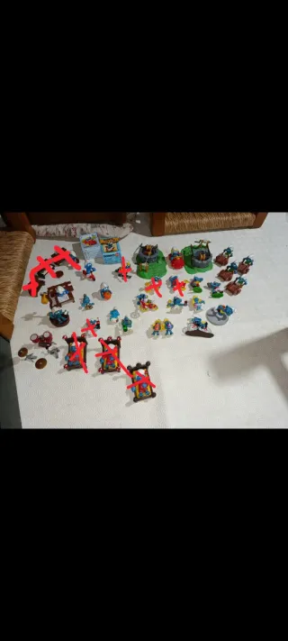 Super Puffi e accessori a 10 euro l'uno