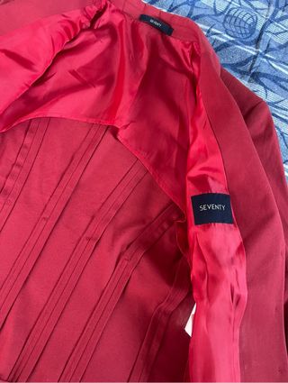 Completo giacca e gonna rossa