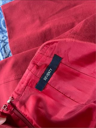 Completo giacca e gonna rossa