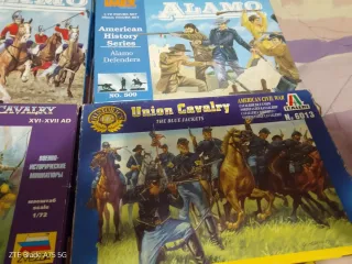 Lotto soldatini anni '70