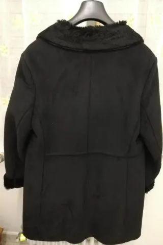 Cappotto nero Made in Italy pari al nuovo