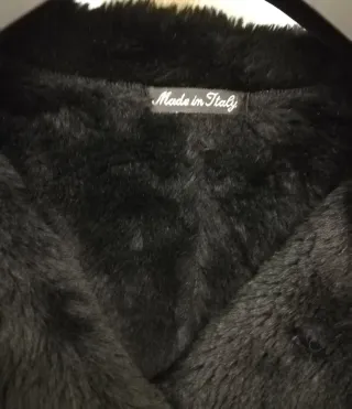 Cappotto nero Made in Italy pari al nuovo