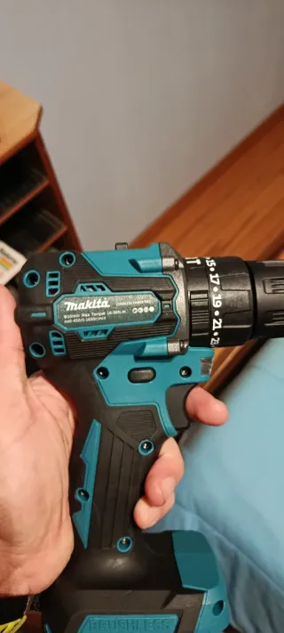 Taladro Makita sin batería