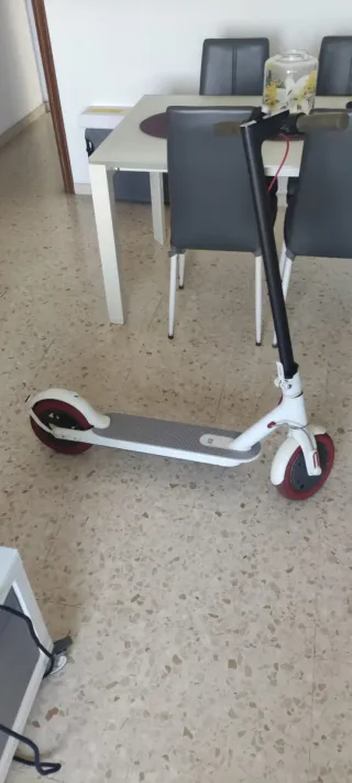 Patinete Eléctrico Xiaomi Blanco