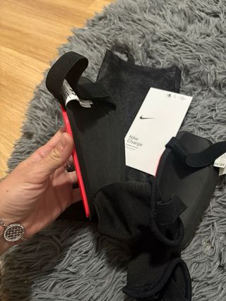 Espinilleras Nike Charge Fútbol Niñ@