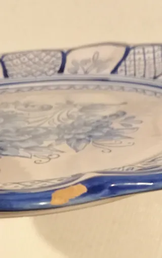 Due piatti in ceramica Talavera vintage antichi