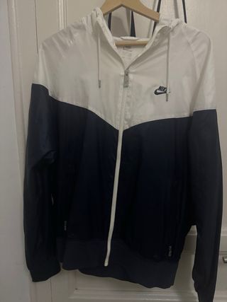 Chubasquero Nike Azul y Blanco