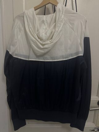 Chubasquero Nike Azul y Blanco