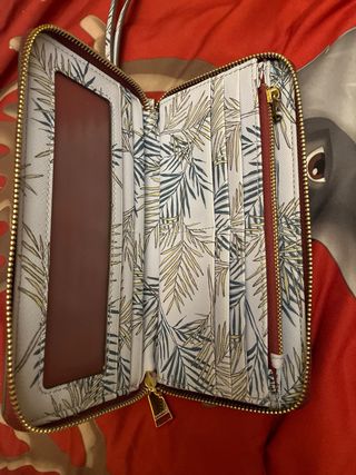 Billetero Parfois mujer mono y hojas