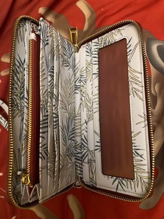 Billetero Parfois mujer mono y hojas