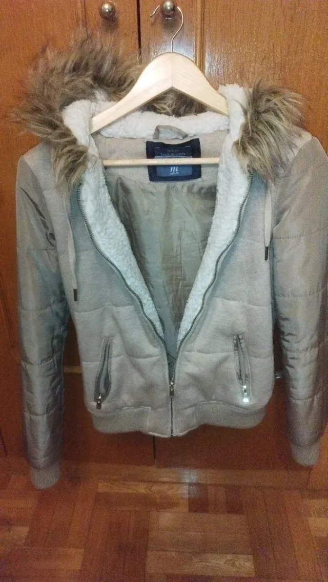 Cazadora Bershka Beige/Gris Talla S