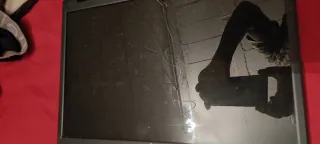 Portátil Fujitsu Siemens Plata