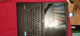 Portátil Fujitsu Siemens Plata