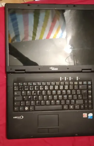 Portátil Fujitsu Siemens Plata