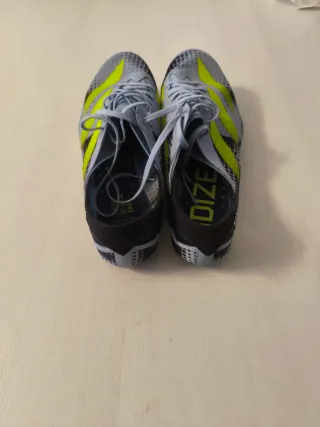 Zapatillas de clavos Adidas