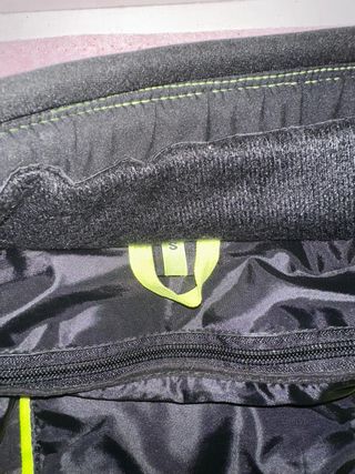 Chaqueta Seventy Talla S Negra y Amarilla