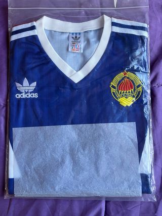 Camiseta Yugoslavia modelo 1990