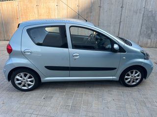 Toyota Aygo Automático