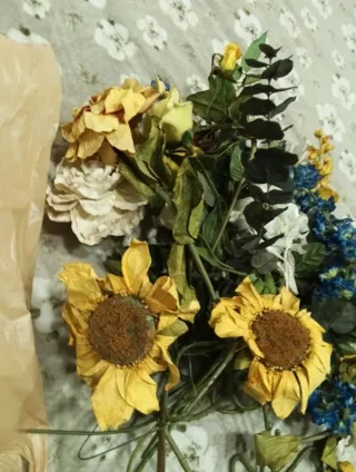 Fiori finti decorativi