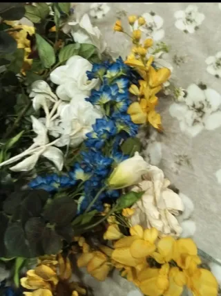 Fiori finti decorativi