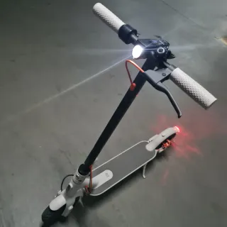 Patinete Eléctrico Xiaomi Mi Scooter 3