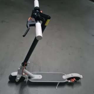 Patinete Eléctrico Xiaomi Mi Scooter 3
