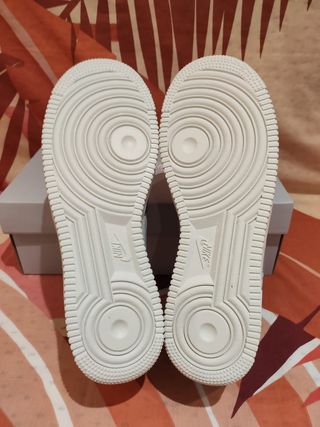 T. 42,5 Zapatillas Nike