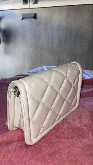 Bolso acolchado blanco