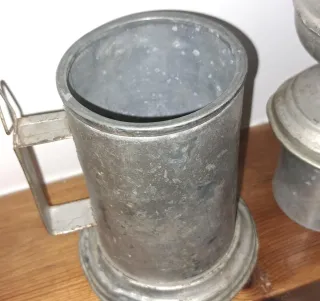 Antica lampada da tavolo al carburo