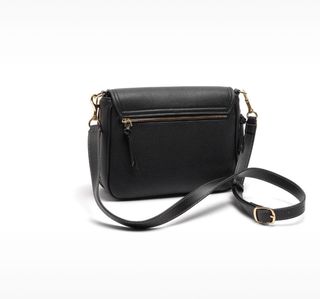 Bolso bandolera extensible con solapa