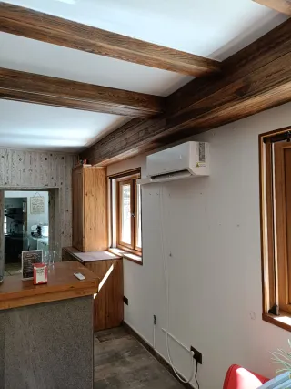 Instalación aire acondicionado, reparación.