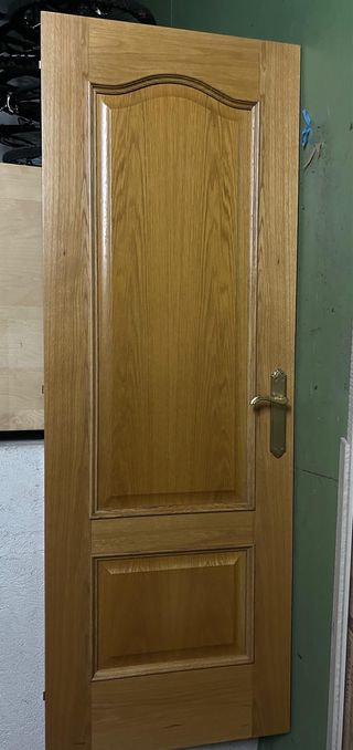 Puerta interior madera roble abatible