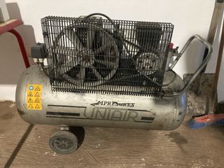 Compresor Uniaire 100L