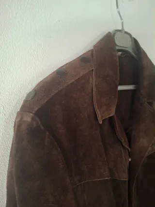 Chaqueta ante unisex talla 50 mangas con cordones