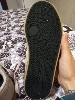 Zapatillas Nike Beige/Rosa claro