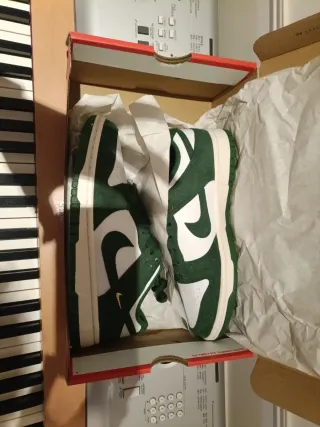 Nike Dunk Low Verdes y Blancas