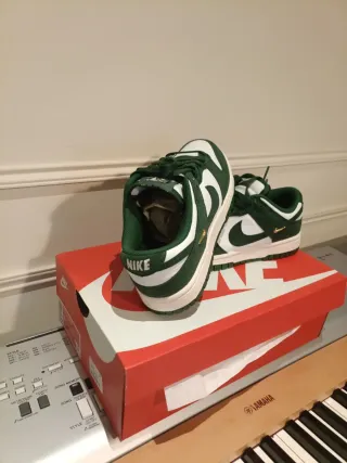 Nike Dunk Low Verdes y Blancas