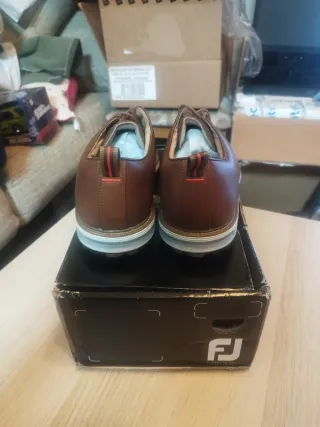 Footjoy Premiere Series Field Spikeless