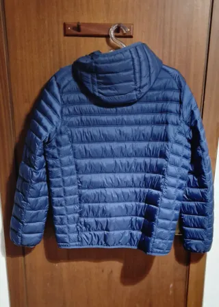 Anorak azul Celio con capucha