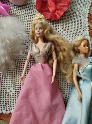 Lote di Bambole Barbie e Accessori
