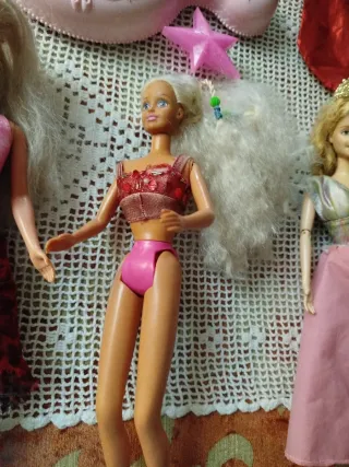 Lote di Bambole Barbie e Accessori