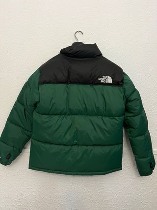 Chaqueta The North Face Nuptse Verde y Negra