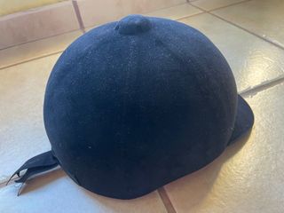 Casco de equitación negro