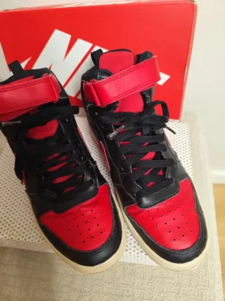 Zapatillas Nike Court Borough Mid 2 Talla 40.