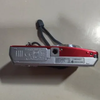 Cámara Olympus μ 760 Roja