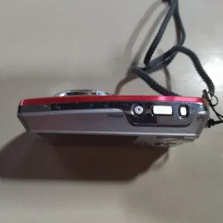 Cámara Olympus μ 760 Roja