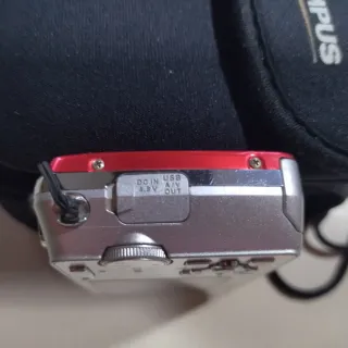 Cámara Olympus μ 760 Roja