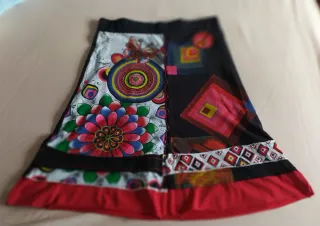 Falda bohemia multicolor talla L/XL