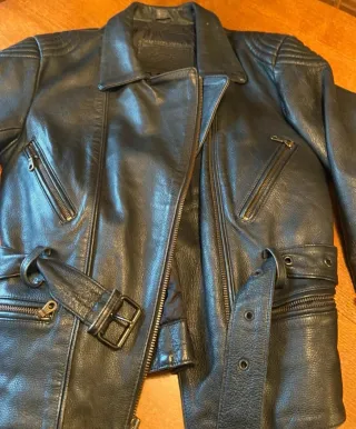 Cazadora de piel moto